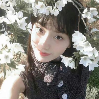 女孩爱跑步